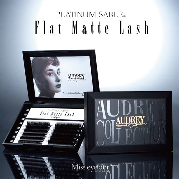 FLAT MATTE LASH